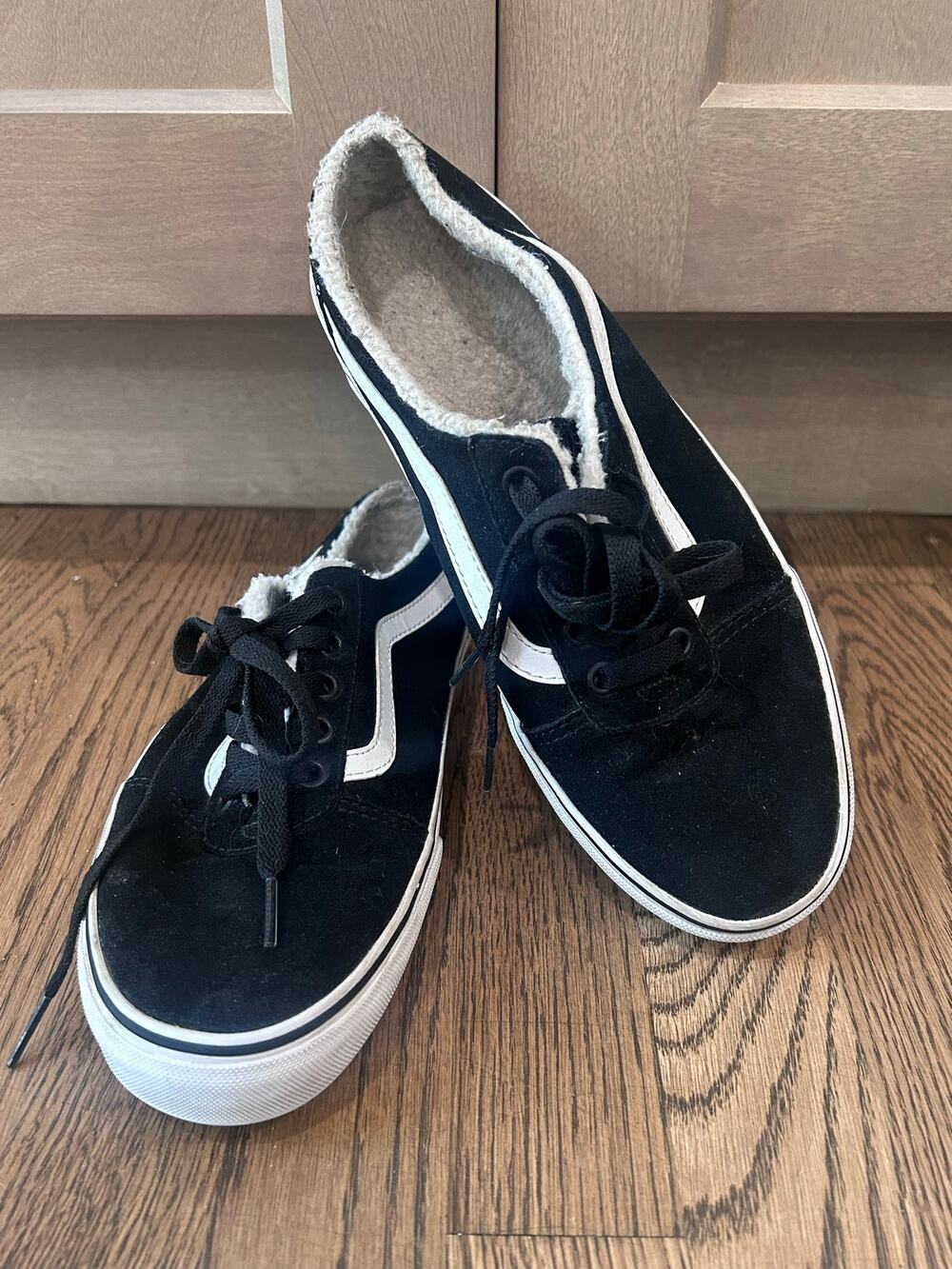 Vans Ward Suede Sherpa Mules Black White Fleece Lined SlipOn Sneaker Women Sz 10